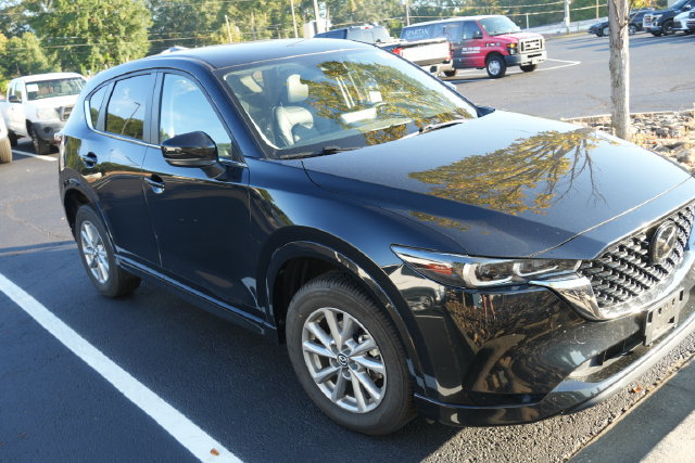 Used 2025 MAZDA CX-5 AWD 2.5 S w/ Select Package image 4