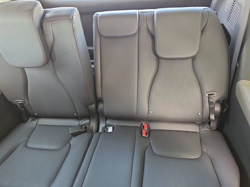 New 2027 Kia Carnival LXS FWD image 17