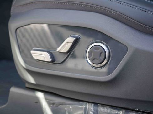 New 2026 Kia EV9 Wind image 22