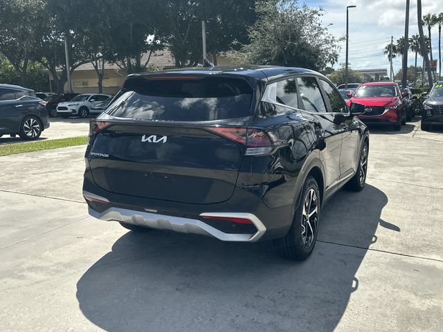 Certified 2024 Kia Sportage EX FWD image 6