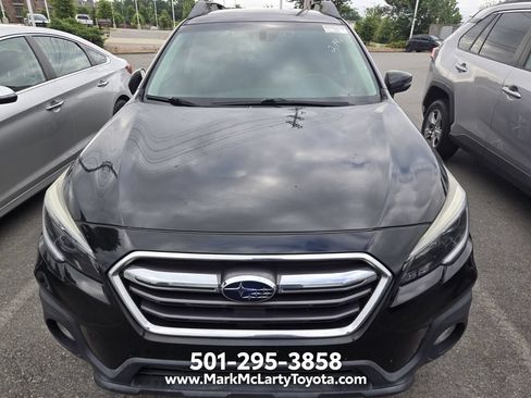 Used 2019 Subaru Outback 3.6R Limited AWD/4WD image 11