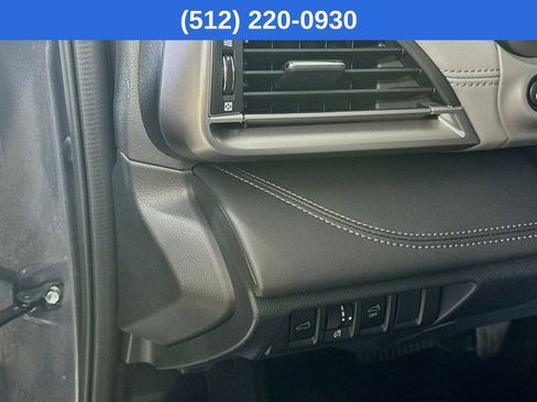 Certified 2025 Subaru Outback Limited image 11