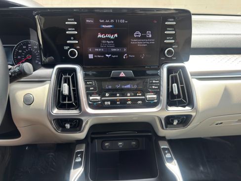 Used 2021 Kia Sorento S FWD image 22