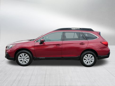 Used 2019 Subaru Outback 2.5i Premium image 4