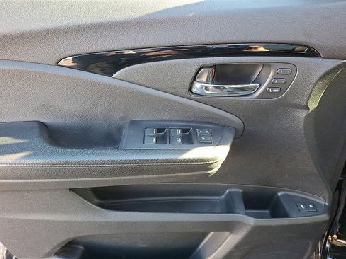 Used 2018 Honda Pilot Elite image 13