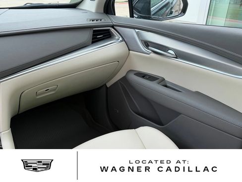 New 2026 Cadillac XT5 Premium Luxury w/ Driver Assist Package FWD image 18