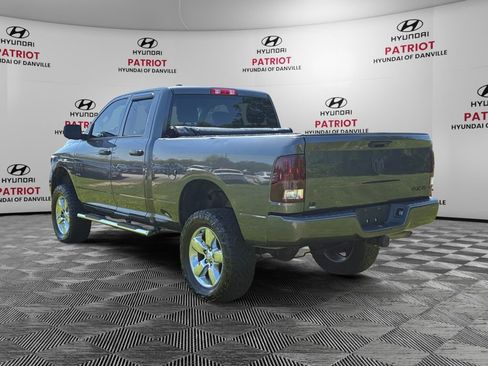 Used 2018 RAM 1500 Express AWD/4WD image 5