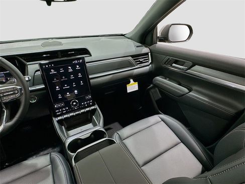 New 2026 GMC Terrain Elevation w/ Elevation Premium Package image 25