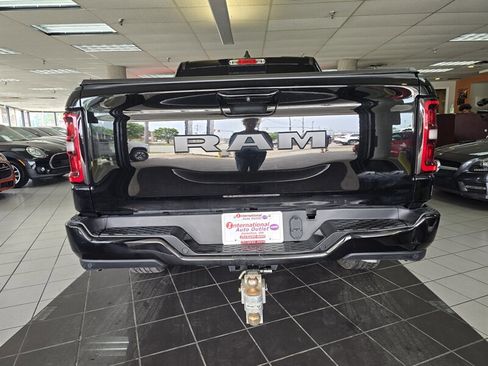 Used 2025 RAM 1500 Tradesman w/ Night Edition AWD/4WD image 5