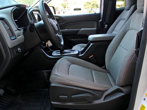 Used 2020 Chevrolet Colorado W/T w/ WT Convenience Package image 20