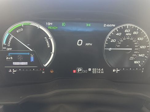 Certified 2025 Subaru Forester Premium image 15