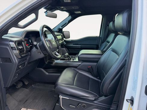 Used 2022 Ford F150 Lariat w/ Equipment Group 502A High AWD/4WD image 9