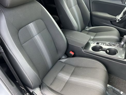 Used 2025 Honda Civic Sport image 10