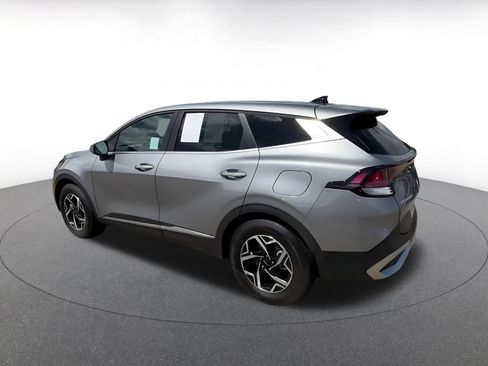 Used 2025 Kia Sportage LX FWD image 10