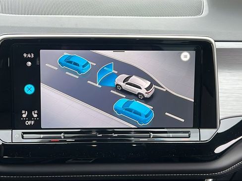 New 2026 Volkswagen Atlas Cross Sport SE image 16