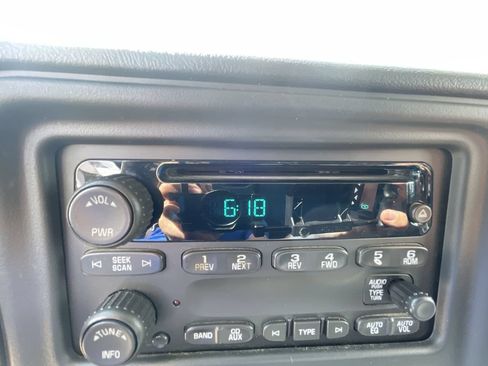 Used 2006 Chevrolet Silverado 2500 LS RWD image 14