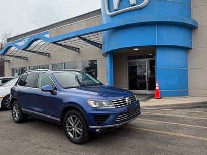 Used 2016 Volkswagen Touareg VR6