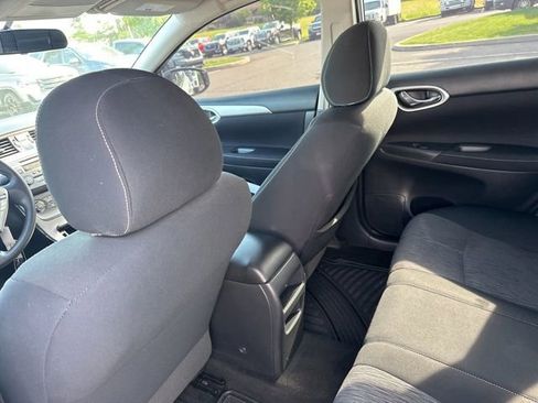 Used 2014 Nissan Sentra SV FWD image 9