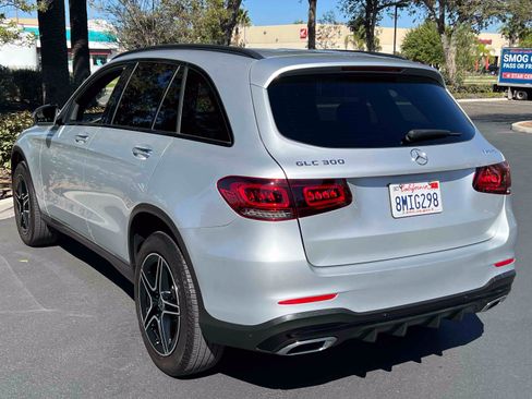 Used 2020 Mercedes-Benz GLC 300 4MATIC image 2