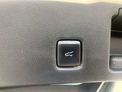 Used 2021 Ford Escape SEL w/ Technology Package FWD image 23