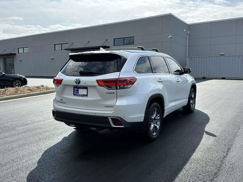 Used 2018 Toyota Highlander Limited Platinum image 27