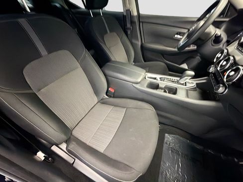Used 2025 Nissan Sentra SV FWD image 15