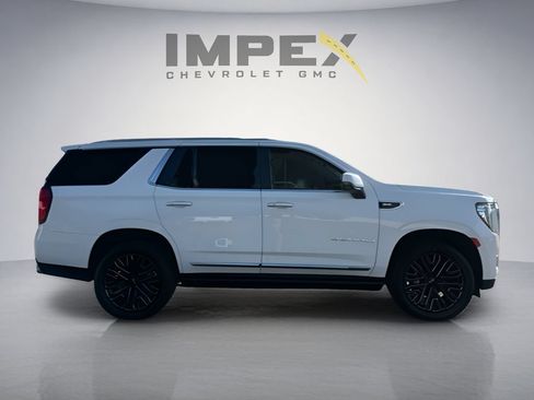 Used 2021 GMC Yukon Denali w/ Denali Premium Package AWD/4WD image 5