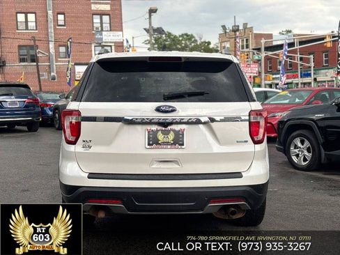 Used 2019 Ford Explorer XLT AWD/4WD image 6