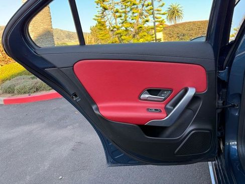 Used 2019 Mercedes-Benz A 220 image 40