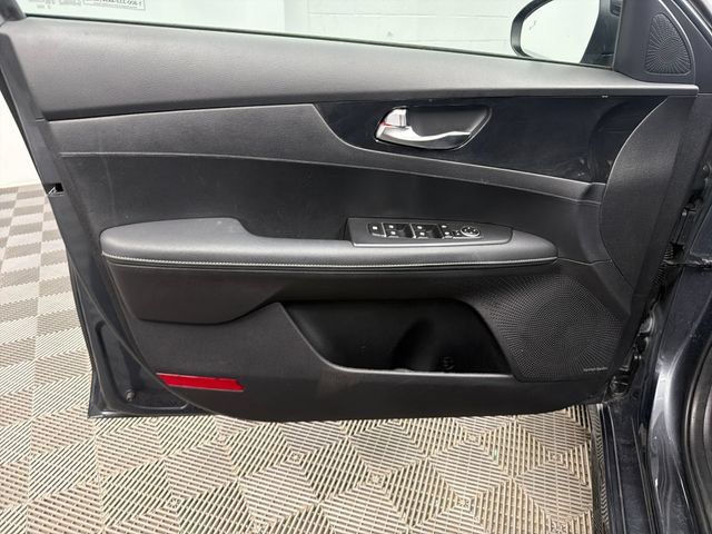 Certified 2023 Kia Forte GT-Line w/ GT-Line Premium Package FWD image 12