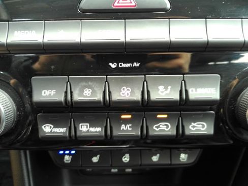 Used 2018 Kia Sportage EX w/ EX Technology Package FWD image 13