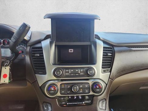 Used 2018 Chevrolet Tahoe LT image 30