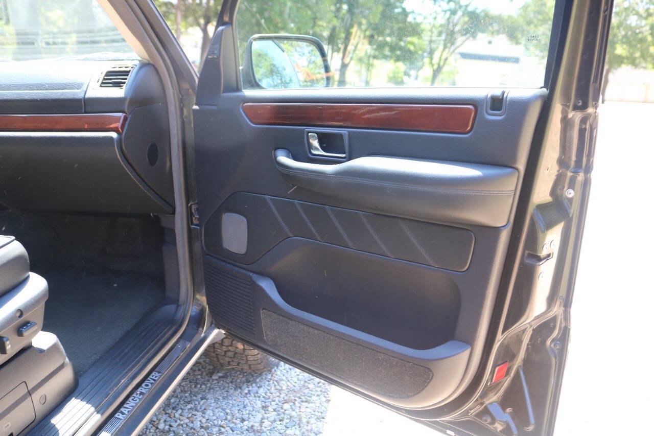 Used 1999 Land Rover Range Rover HSE AWD/4WD image 22