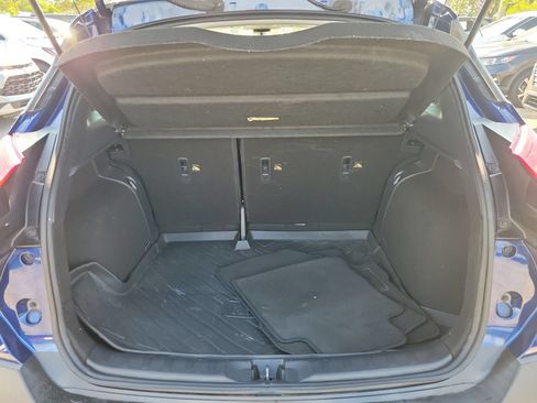 Certified 2020 Nissan Kicks SR FWD image 8