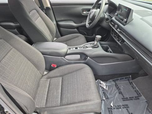 Used 2025 Honda HR-V LX image 30