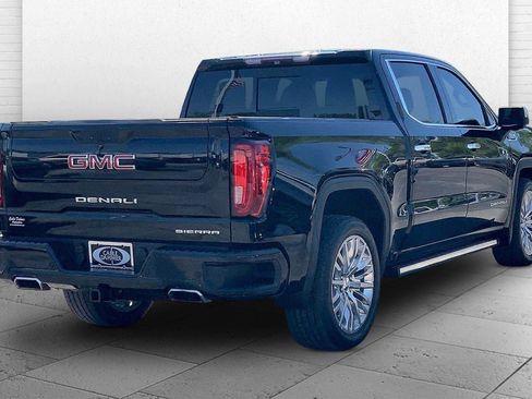 Used 2019 GMC Sierra 1500 Denali w/ Denali Ultimate Package AWD/4WD image 12