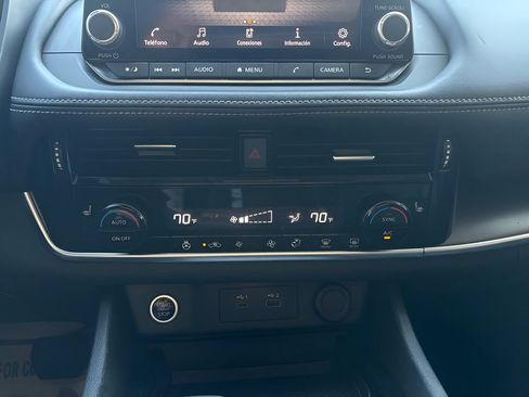 Used 2022 Nissan Rogue SV w/ SV Premium Package FWD image 29