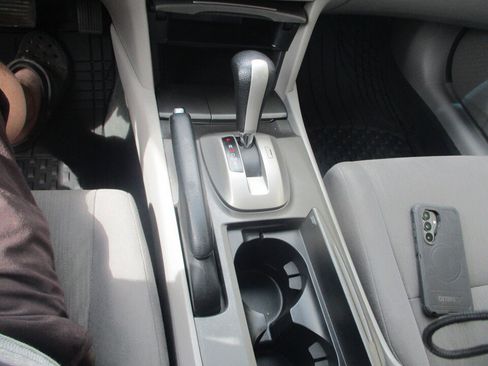 Used 2012 Honda Accord LX image 31