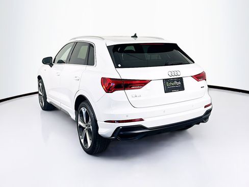 Used 2020 Audi Q3 2.0T Premium Plus w/ Premium Plus Package image 5