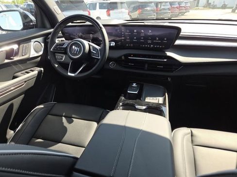 New 2026 Buick Enclave Avenir w/ Super Cruise Package image 33