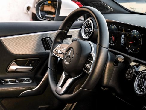 Used 2022 Mercedes-Benz A 220 image 13