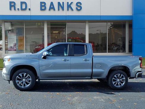 New 2026 Chevrolet Silverado 1500 LT image 2