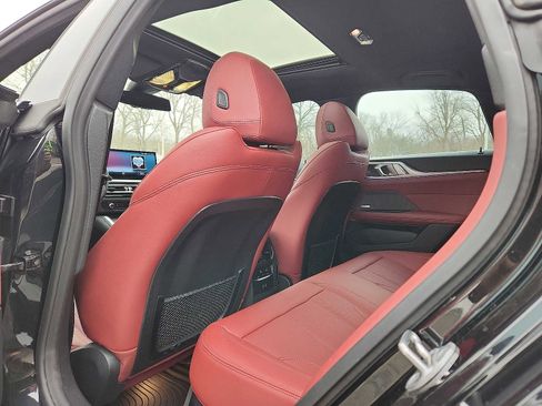 Used 2024 BMW M440i xDrive Gran Coupe w/ Premium Package image 10