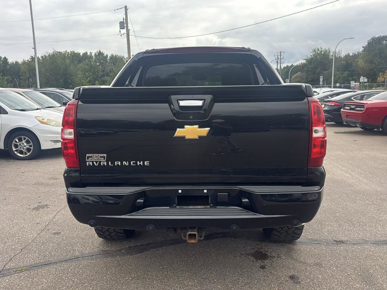 Used 2012 Chevrolet Avalanche LTZ AWD/4WD image 6