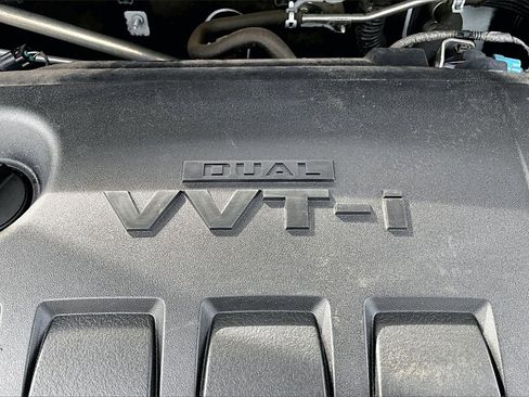 Used 2014 Toyota Corolla L image 33