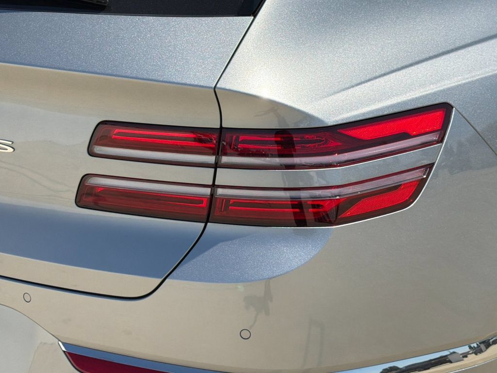 New 2026 Genesis GV80 2.5T RWD image 27