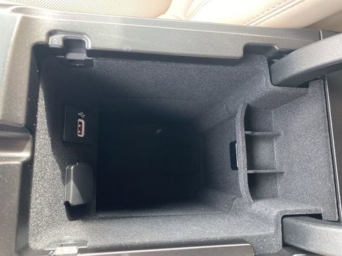 Used 2020 Lincoln Nautilus FWD w/ Equipment Group 101A image 31