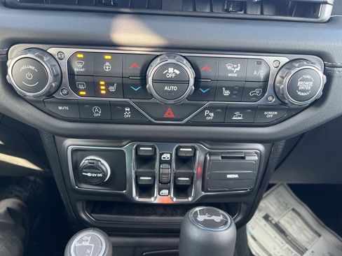 New 2026 Jeep Wrangler Sahara image 33