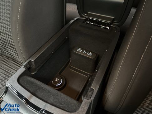 Used 2023 Dodge Charger R/T w/ Blacktop Package image 27