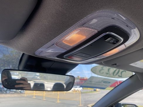 Used 2023 Hyundai Elantra SEL w/ Preferred Accessory Package image 25